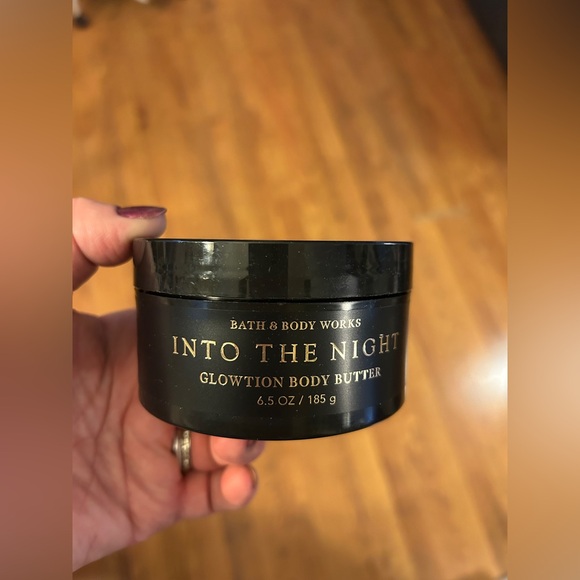 Bath & Body Works Into the Night Glowtion Body Butter - Picture 2 of 3